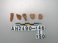 藏品(紅色夾砂陶片)的圖片